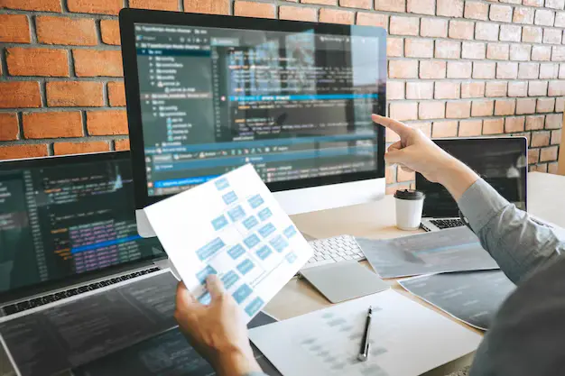 Software Wartung und technischer Support für stabile digitale Systeme in Unternehmen